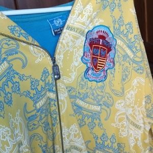 Iam selling my phat farm hoodie